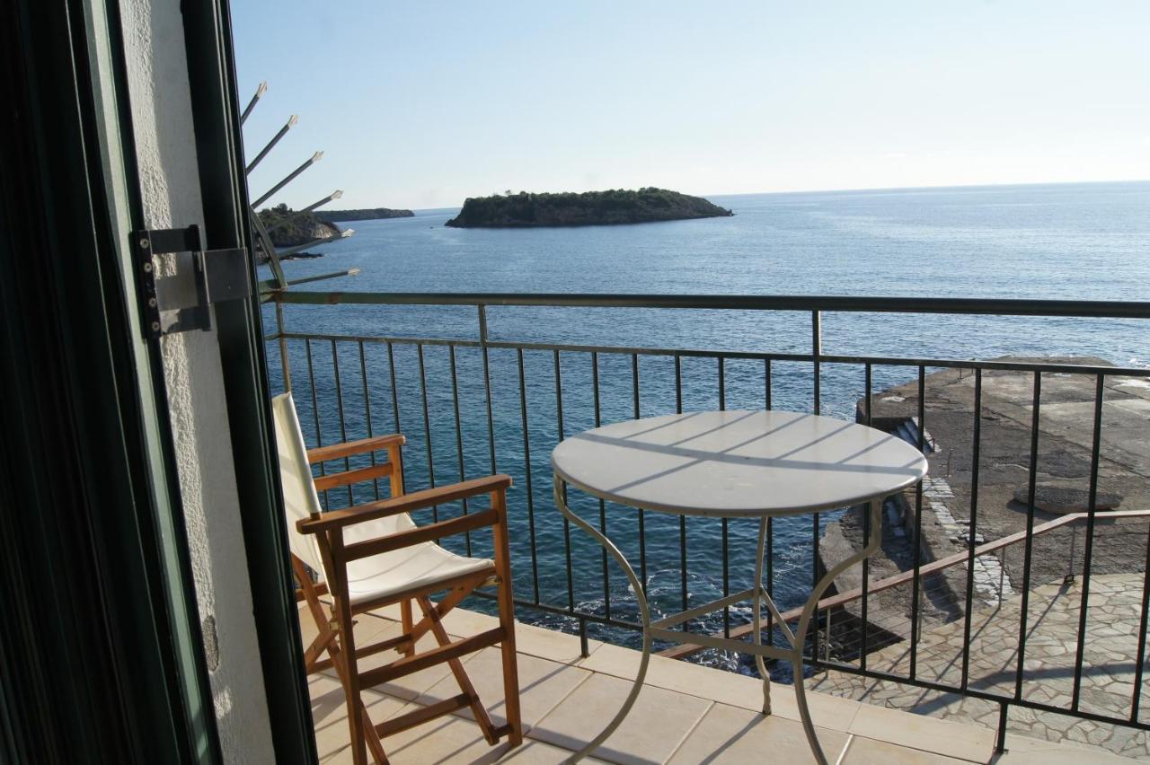 Aparthotel Gorgones, Sea-Front, Great View Kardamyli Zewnętrze zdjęcie