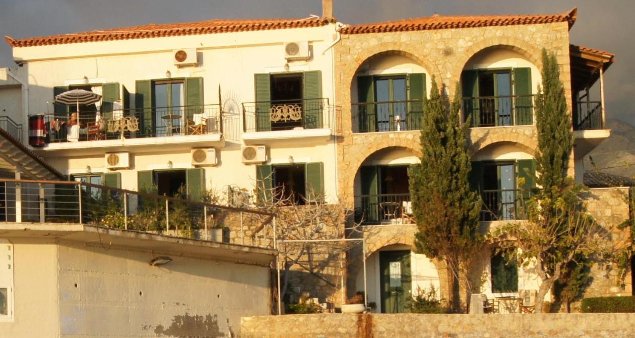 Aparthotel Gorgones, Sea-Front, Great View Kardamyli Zewnętrze zdjęcie