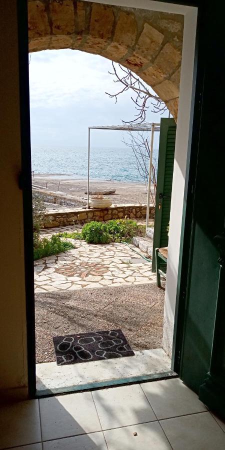 Aparthotel Gorgones, Sea-Front, Great View Kardamyli Zewnętrze zdjęcie